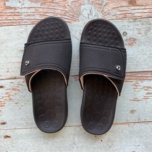 Vionic Kiwi - Unisex Motion Control Orthotic Slide Sandal - Black - W8/M7